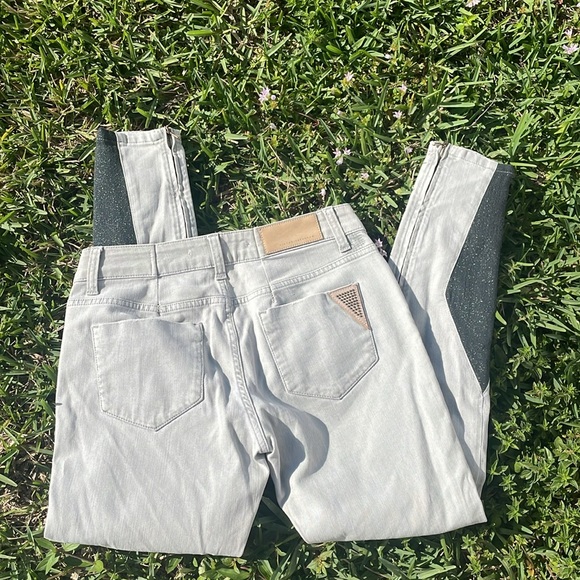 [Victoria Beckham] Motto Style Jeans - Size 28 - Picture 3 of 6